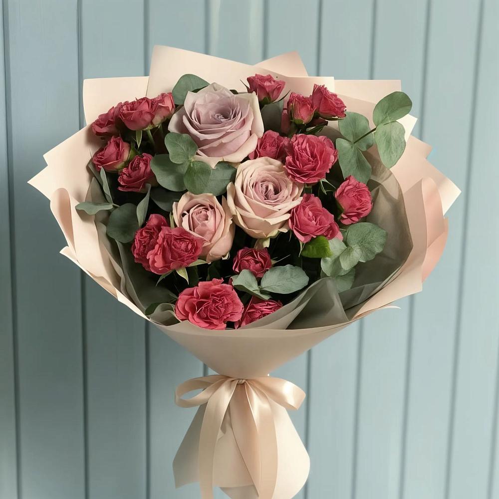 Букет цветов из: Гвоздики и Розы в Кириллове