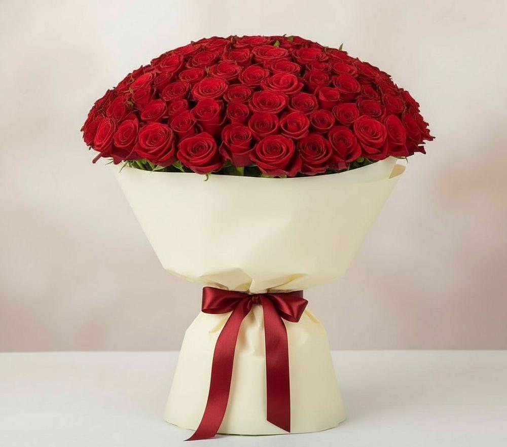 Букет 101 Красная роза Милано в Кириллове