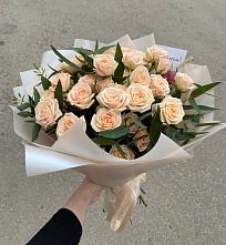Букет Кремовые розы Латте в Кириллове