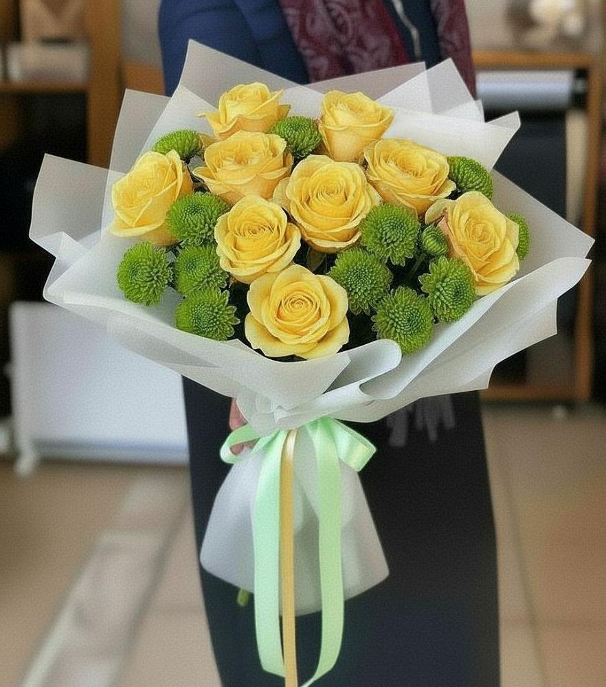 Букет цветов из: Хризантемы и Розы в Кириллове