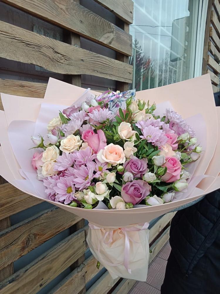 Букет цветов из: Розы и Хризантемы в Кириллове