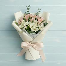 Букет цветов из:  Альстромерии в Кириллове