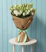 Букет цветов из:  Лизиантусы в Кириллове