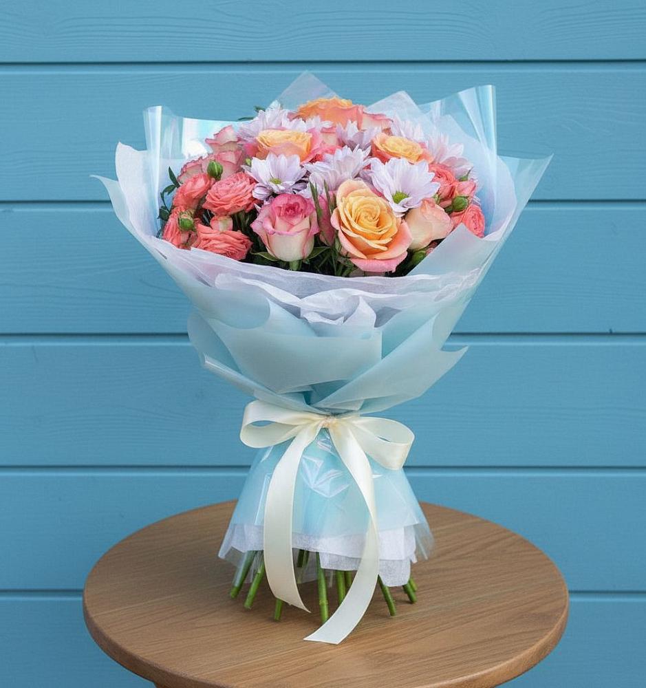 Букет цветов из: Хризантемы и Розы в Кириллове