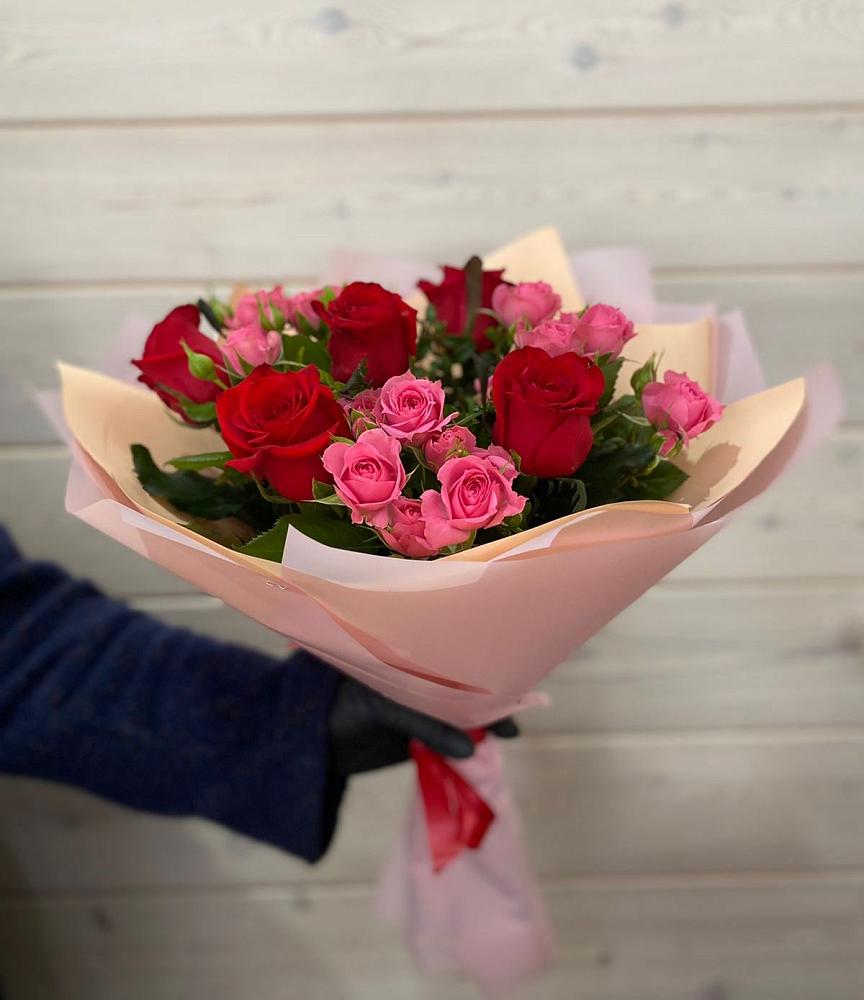 Букет цветов из: Розы в Кириллове