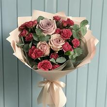 Букет цветов из:  Гвоздики и Розы в Кириллове