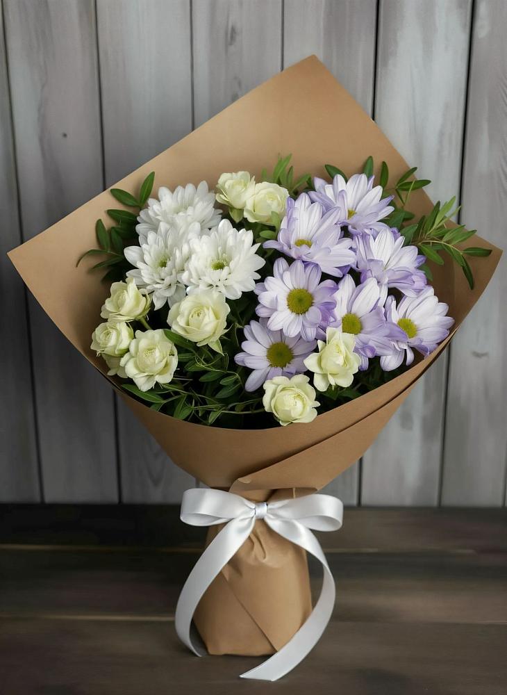Букет цветов из: Хризантемы и Розы в Кириллове
