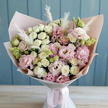 Букет цветов из:  Альстромерии и Розы в Кириллове